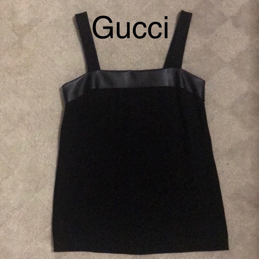Gucci - Like New - Black flowing tank top size 38